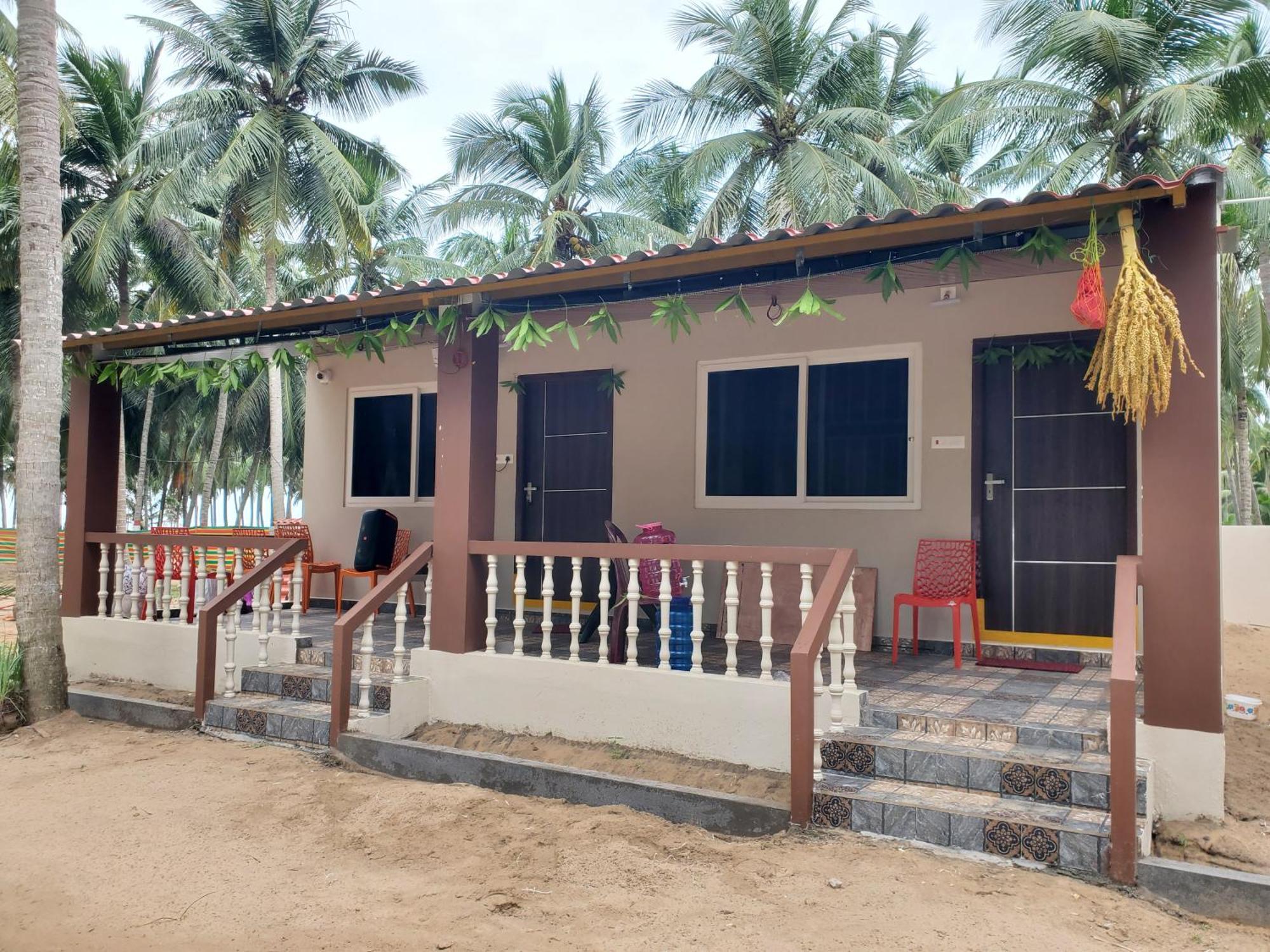 Coastline Beach Resort Perupalem Buitenkant foto