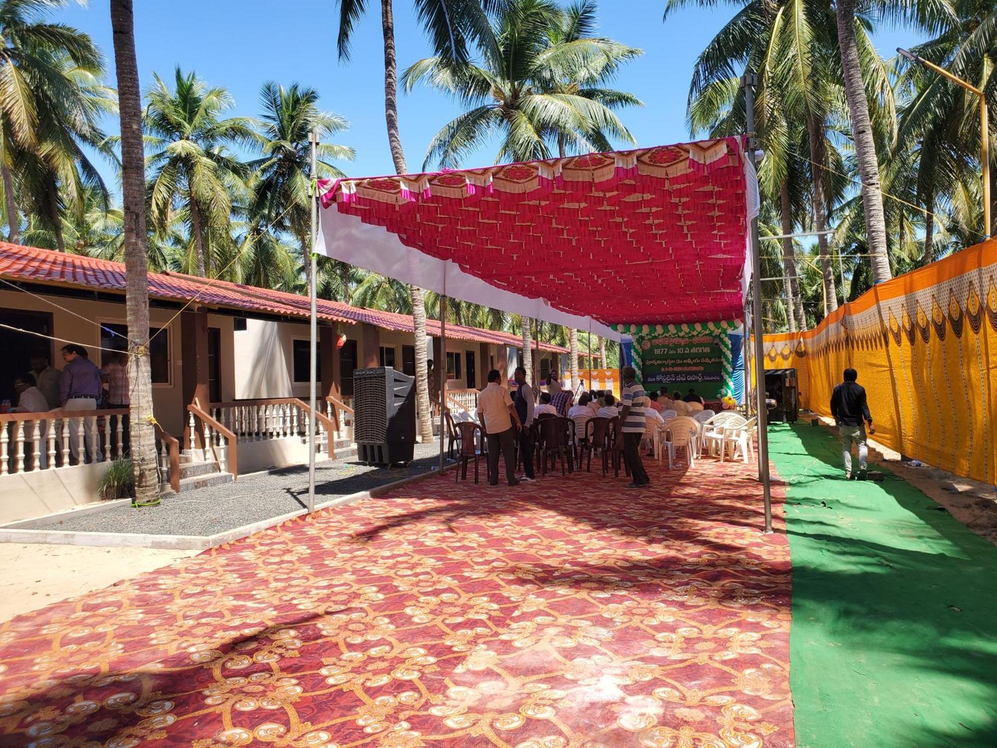 Coastline Beach Resort Perupalem Buitenkant foto