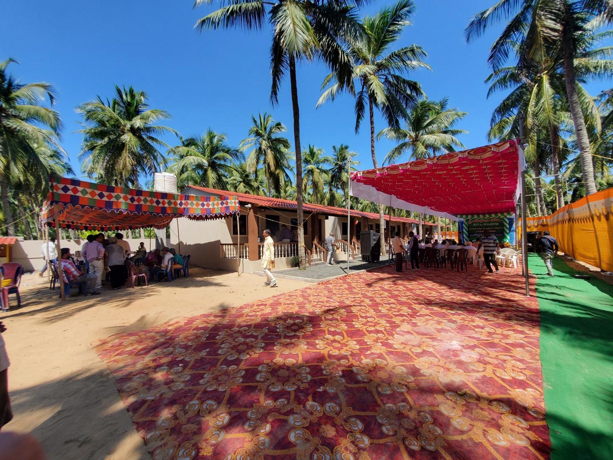 Coastline Beach Resort Perupalem Buitenkant foto